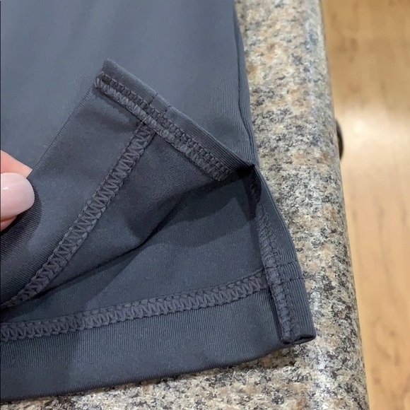 Go Lite capris - size large - Picture 3 of 7